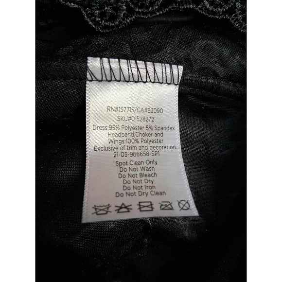 Spirit Halloween Gothic Devil Costume Velvet Dress Wings Headband Child Small - Picture 8 of 14